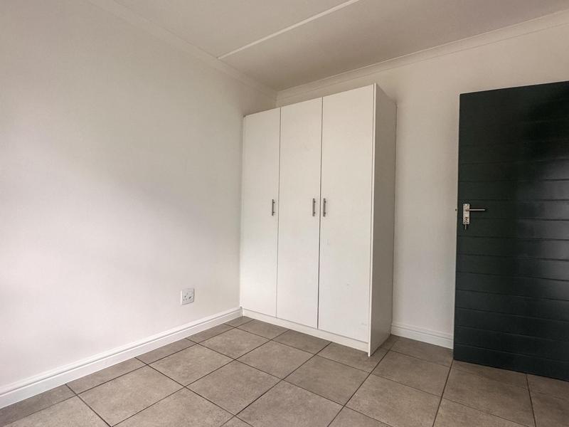 To Let 2 Bedroom Property for Rent in Glenhaven Western Cape